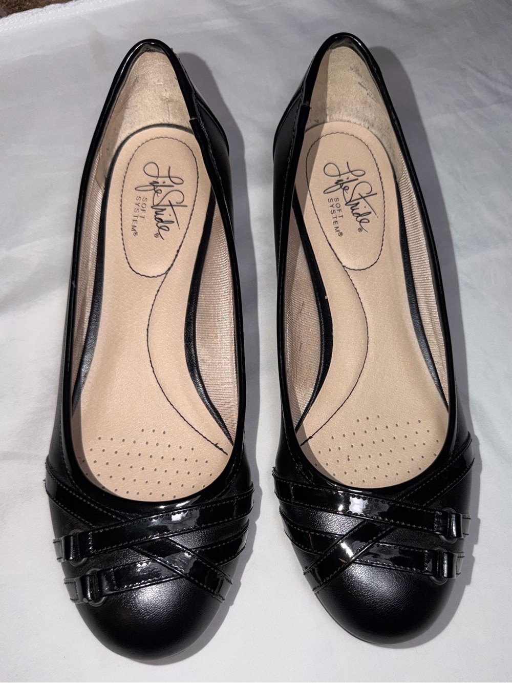 NWOT LifeStride (FLAIR) Soft System Low Wedge Black Faux Pumps